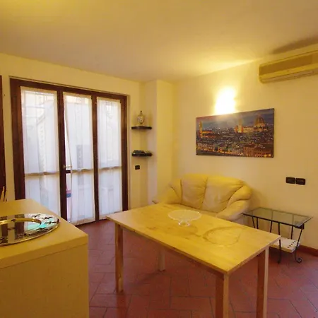 Firenze - Casa Con Giardino Holiday home *